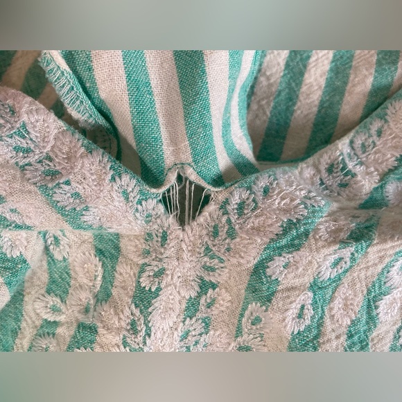 Vineyard Vines Shirt - Picture 3 of 7